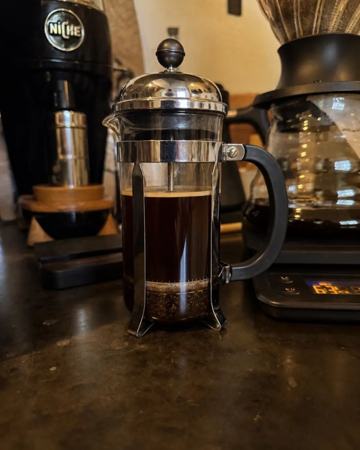 Brewing Kaʻū coffee with a French Press